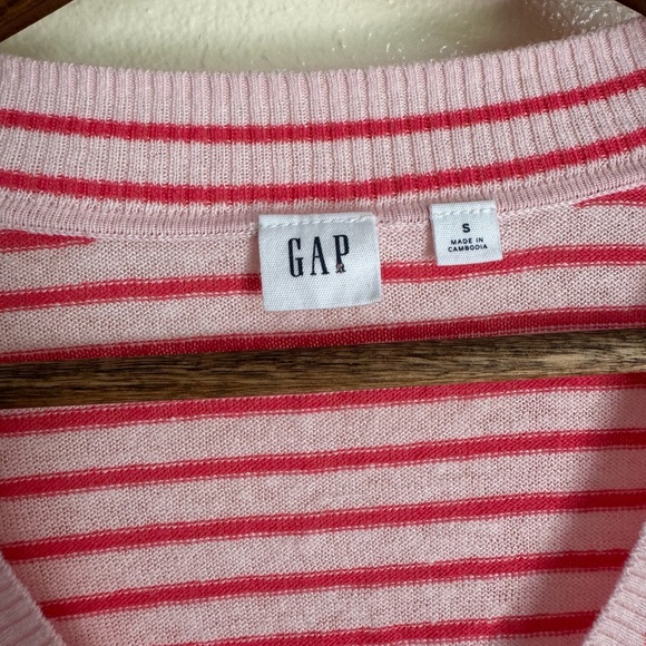GAP S Pink Striped Linen Blend v-neck Sweater - Picture 3 of 9
